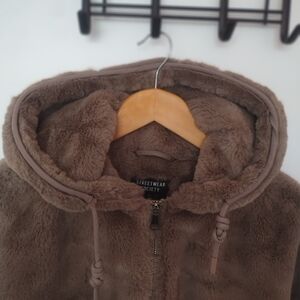 Streetwear Society crop top faux fur jacket